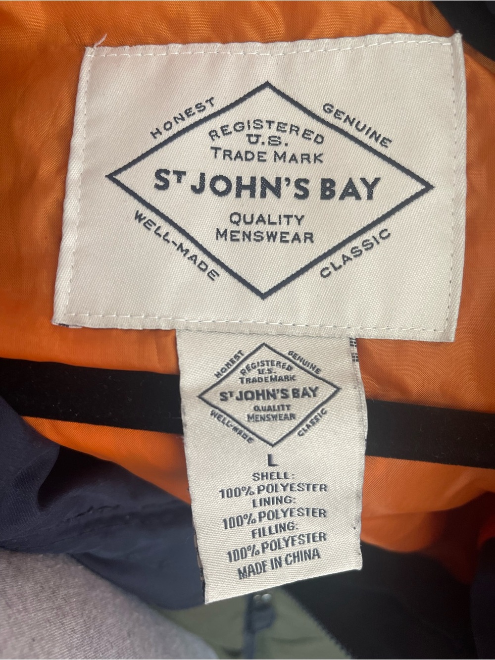 St. John's Bay Men's Navy and Olive Colorblock Puffer Vest - Picture 3 of 7